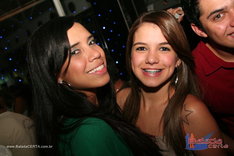 Balada: Fotos de Sexta na Plataforma do Choop na Cidade do Automovel - DF