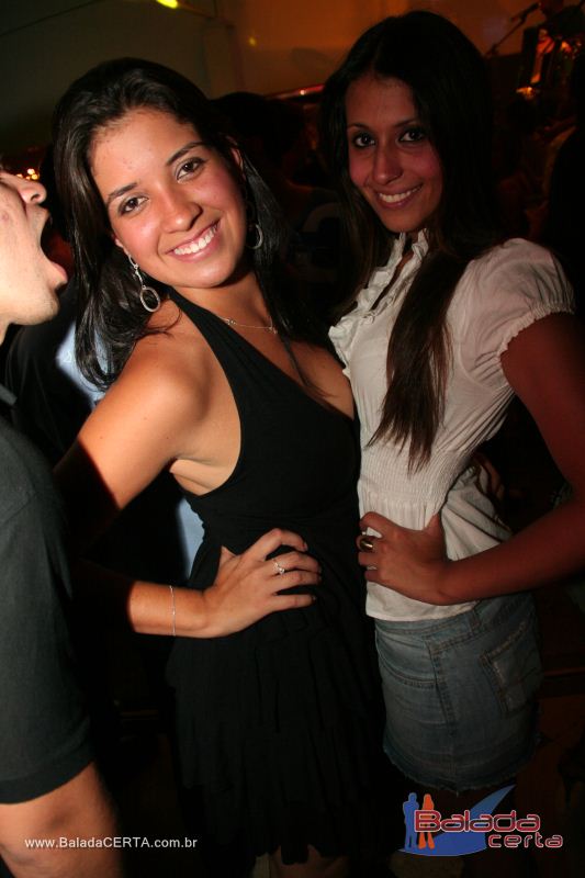 Balada: Fotos de Sexta na Plataforma do Choop na Cidade do Automovel - DF