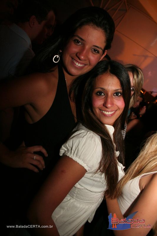 Balada: Fotos de Sexta na Plataforma do Choop na Cidade do Automovel - DF