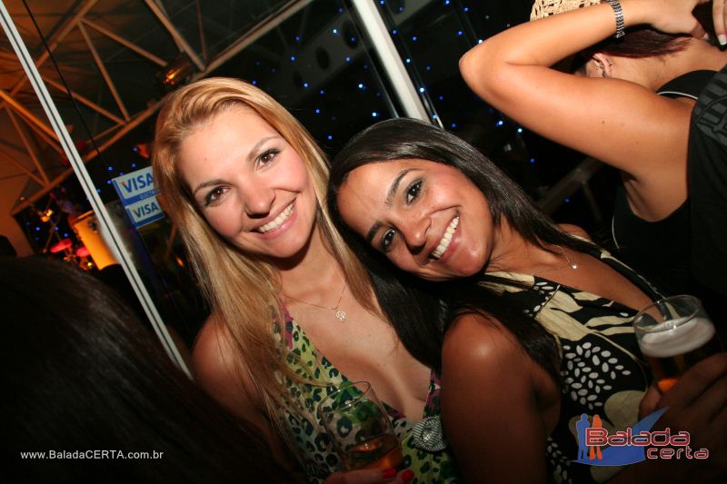 Balada: Fotos de Sexta na Plataforma do Choop na Cidade do Automovel - DF