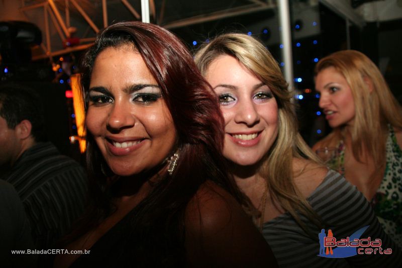 Balada: Fotos de Sexta na Plataforma do Choop na Cidade do Automovel - DF