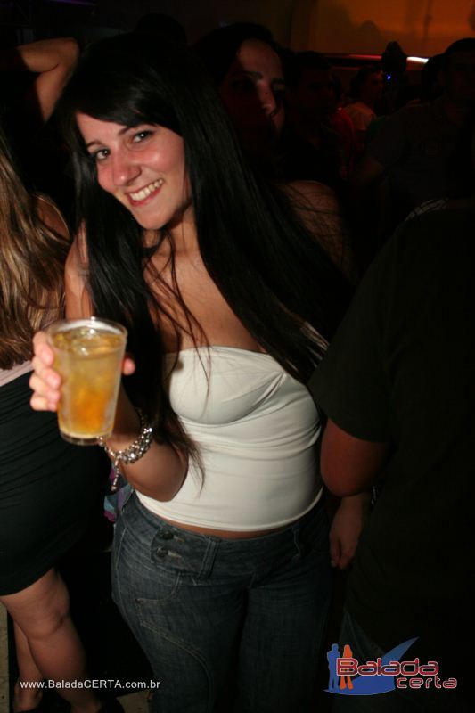 Balada: Fotos de Sexta na Plataforma do Choop na Cidade do Automovel - DF