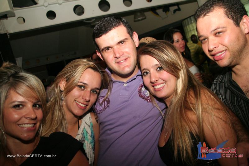 Balada: Fotos de Sexta na Plataforma do Choop na Cidade do Automovel - DF