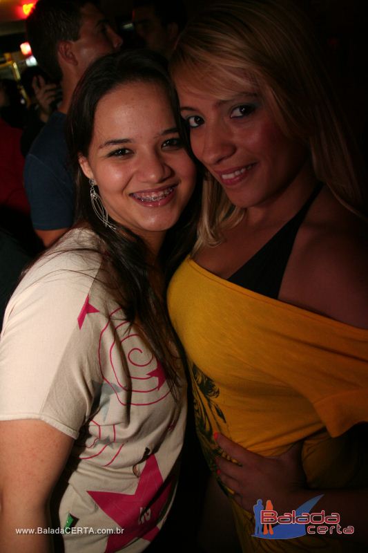 Balada: Fotos de Sexta na Plataforma do Choop na Cidade do Automovel - DF