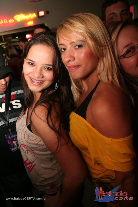 Balada: Fotos de Sexta na Plataforma do Choop na Cidade do Automovel - DF