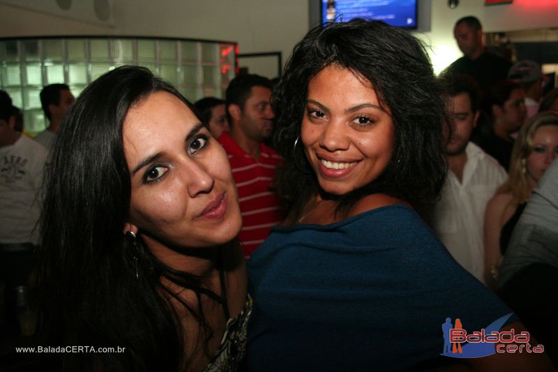 Balada: Fotos de Sexta na Plataforma do Choop na Cidade do Automovel - DF