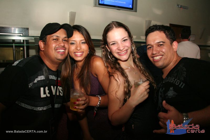 Balada: Fotos de Sexta na Plataforma do Choop na Cidade do Automovel - DF