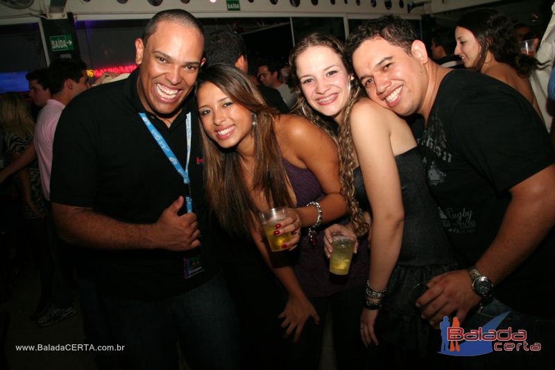 Balada: Fotos de Sexta na Plataforma do Choop na Cidade do Automovel - DF