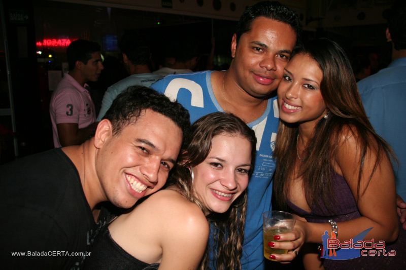 Balada: Fotos de Sexta na Plataforma do Choop na Cidade do Automovel - DF