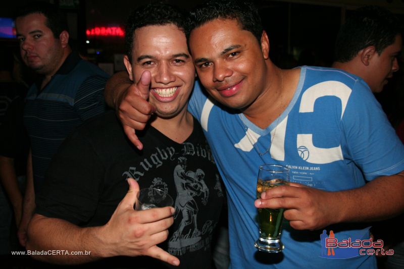 Balada: Fotos de Sexta na Plataforma do Choop na Cidade do Automovel - DF