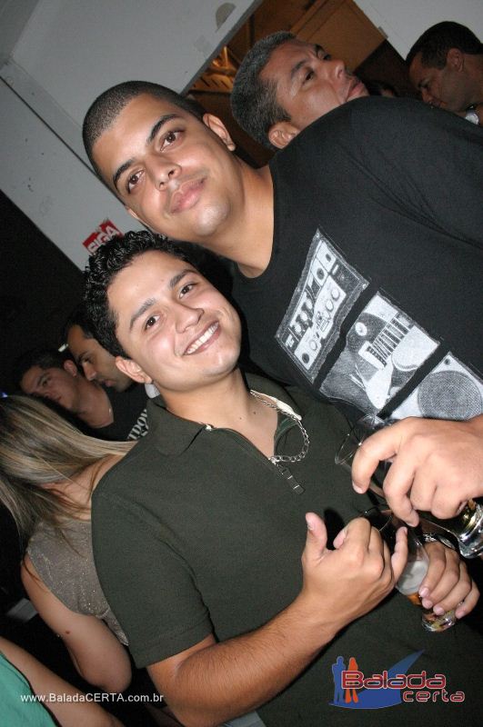 Balada: Fotos de Sexta na Plataforma do Choop na Cidade do Automovel - DF