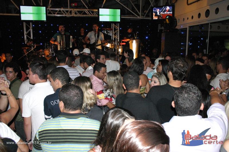Balada: Fotos de Sexta na Plataforma do Choop na Cidade do Automovel - DF