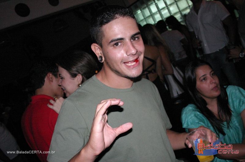 Balada: Fotos de Sexta na Plataforma do Choop na Cidade do Automovel - DF