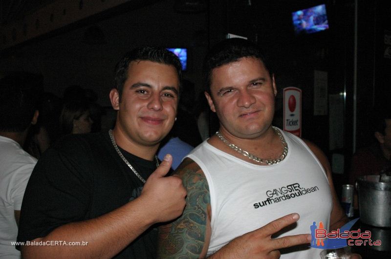 Balada: Fotos de Sexta na Plataforma do Choop na Cidade do Automovel - DF