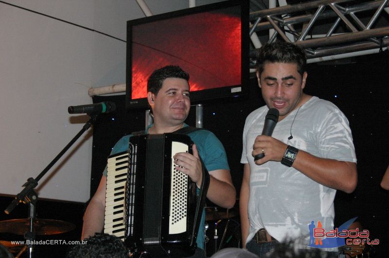 Balada: Fotos de Sexta na Plataforma do Choop na Cidade do Automovel - DF