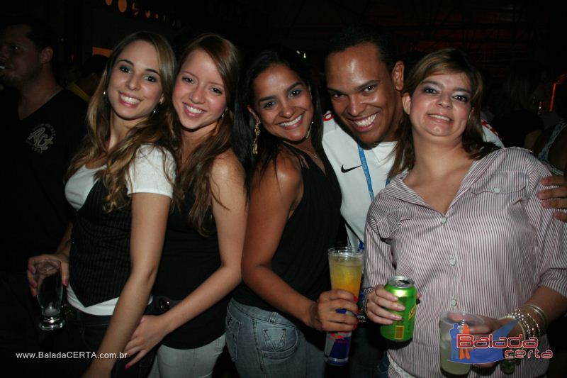 Balada: Fotos de Sexta na Plataforma do Choop na Cidade do Automovel - DF
