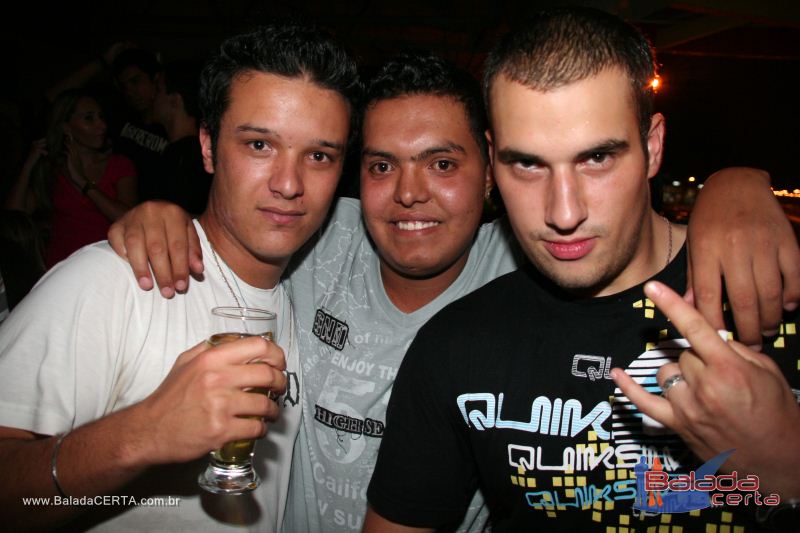 Balada: Fotos de Sexta na Plataforma do Choop na Cidade do Automovel - DF