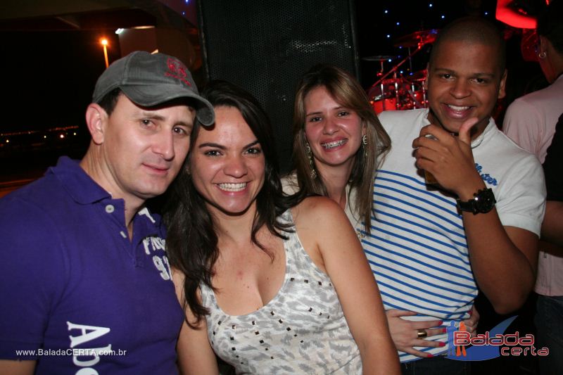 Balada: Fotos de Sexta na Plataforma do Choop na Cidade do Automovel - DF