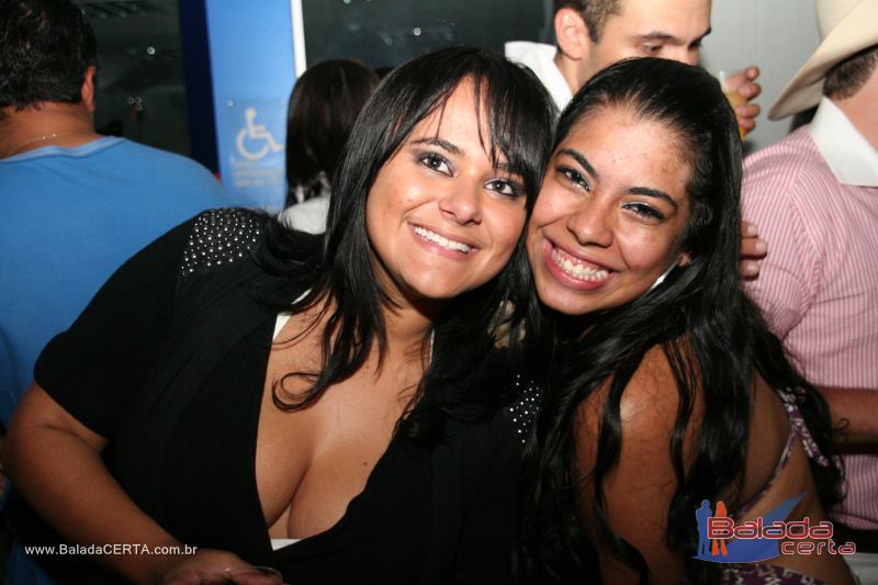 Balada: Fotos de Sexta na Plataforma do Choop na Cidade do Automovel - DF