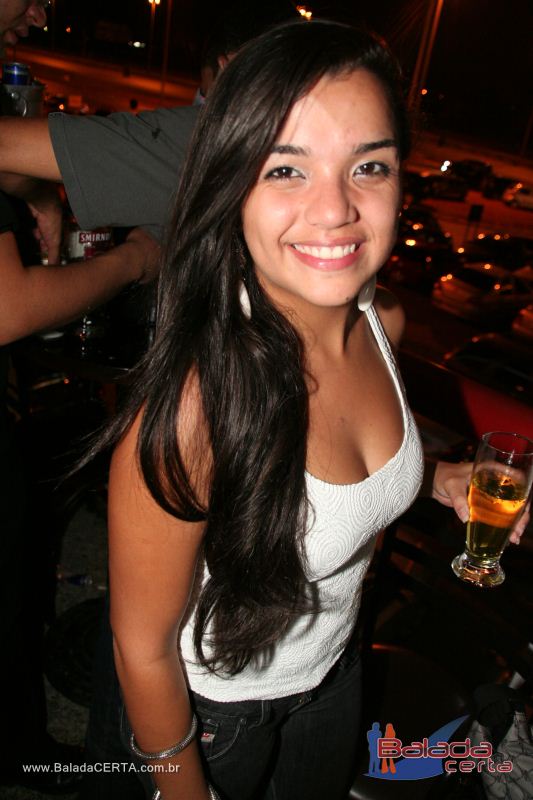 Balada: Fotos de Sexta na Plataforma do Choop na Cidade do Automovel - DF