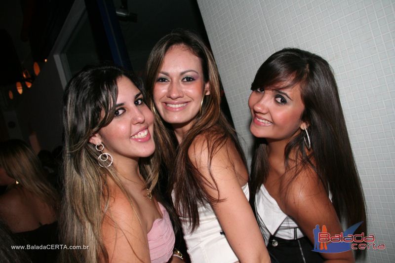 Balada: Fotos de Sexta na Plataforma do Choop na Cidade do Automovel - DF