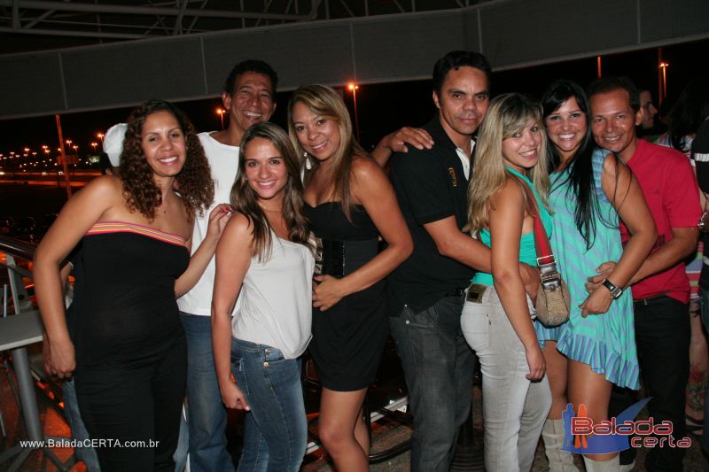 Balada: Fotos de Sexta na Plataforma do Choop na Cidade do Automovel - DF