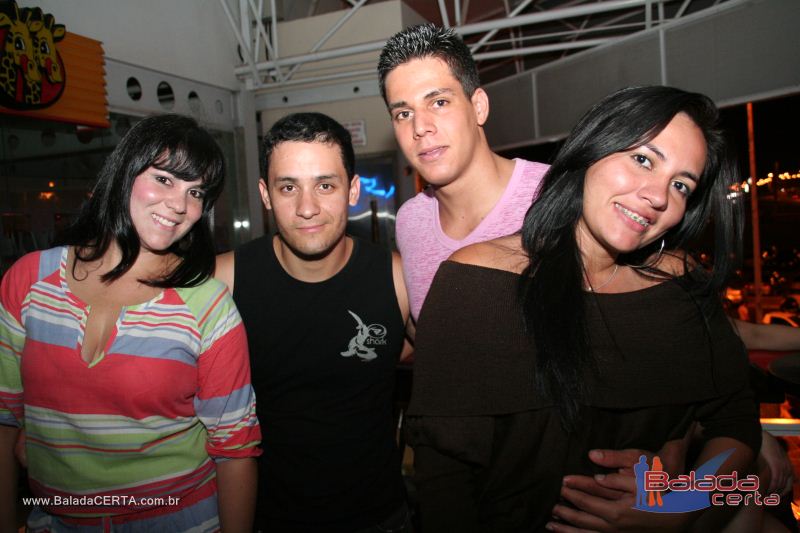 Balada: Fotos de Sexta na Plataforma do Choop na Cidade do Automovel - DF