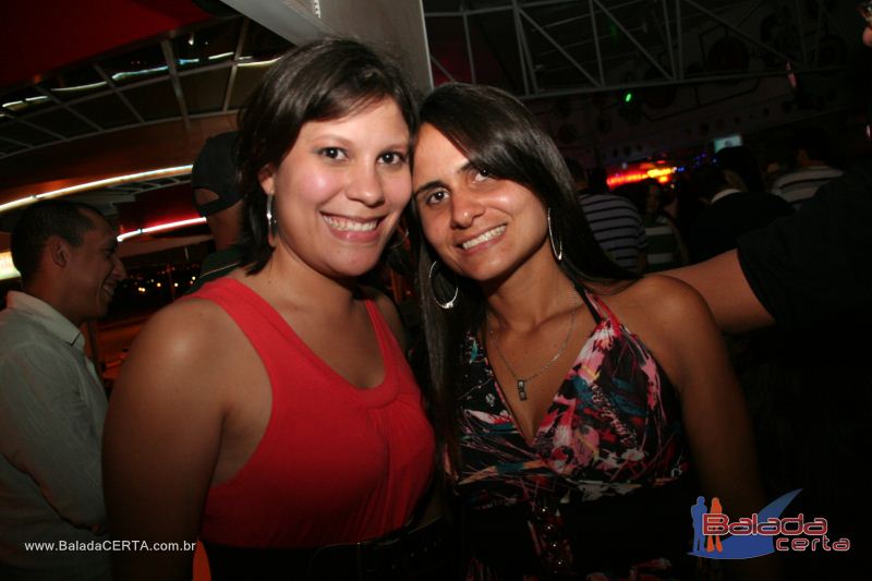 Balada: Fotos de Sexta na Plataforma do Choop na Cidade do Automovel - DF