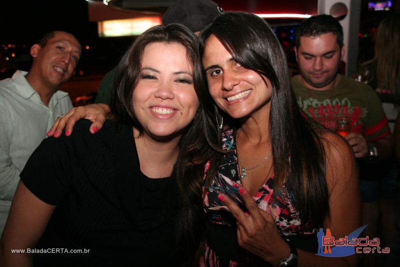 Balada: Fotos de Sexta na Plataforma do Choop na Cidade do Automovel - DF