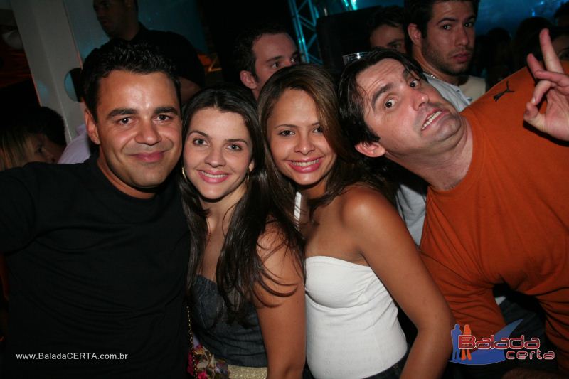 Balada: Fotos de Sexta na Plataforma do Choop na Cidade do Automovel - DF