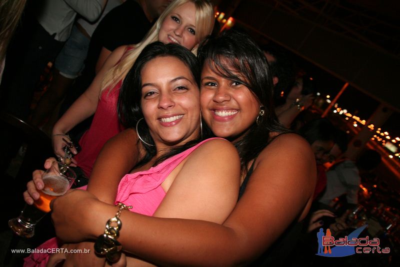 Balada: Fotos de Sexta na Plataforma do Choop na Cidade do Automovel - DF