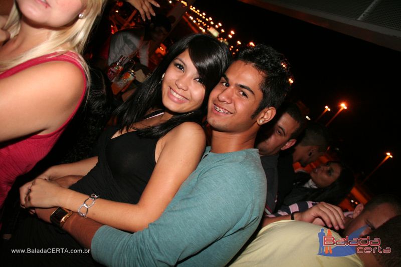 Balada: Fotos de Sexta na Plataforma do Choop na Cidade do Automovel - DF