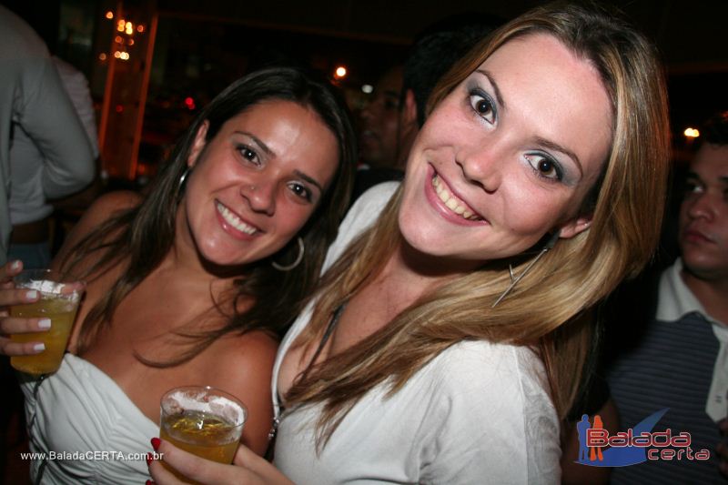 Balada: Fotos de Sexta na Plataforma do Choop na Cidade do Automovel - DF