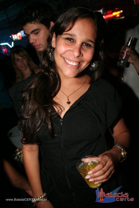 Balada: Fotos de Sexta na Plataforma do Choop na Cidade do Automovel - DF