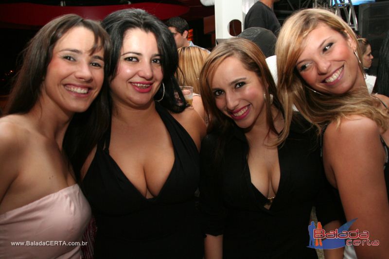 Balada: Fotos de Sexta na Plataforma do Choop na Cidade do Automovel - DF