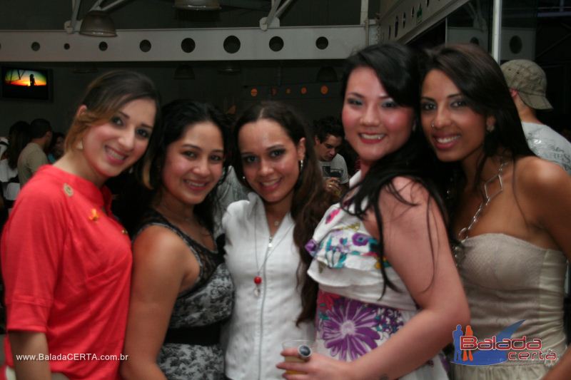 Balada: Fotos de Sexta na Plataforma do Choop na Cidade do Automovel - DF