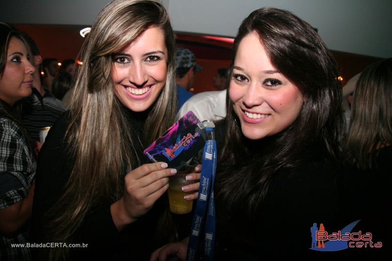 Balada: Fotos de Sexta na Plataforma do Choop na Cidade do Automovel - DF