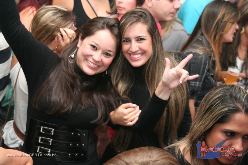 Balada: Fotos de Sexta na Plataforma do Choop na Cidade do Automovel - DF