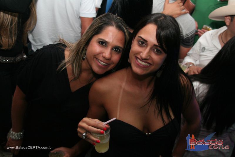 Balada: Fotos de Sexta na Plataforma do Choop na Cidade do Automovel - DF