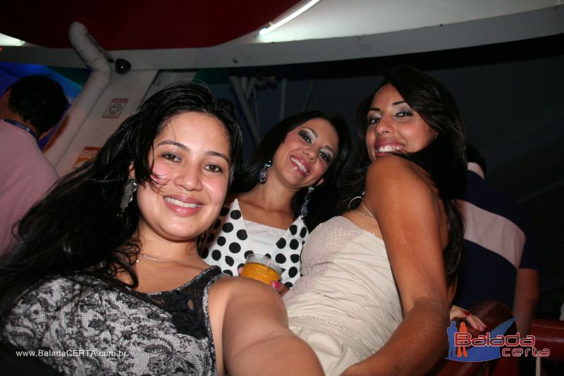 Balada: Fotos de Sexta na Plataforma do Choop na Cidade do Automovel - DF