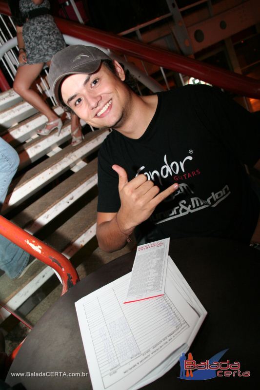 Balada: Fotos de Sexta na Plataforma do Choop na Cidade do Automovel - DF