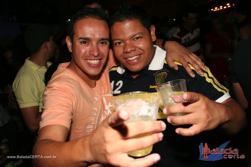 Balada: Fotos de Sexta na Plataforma do Choop na Cidade do Automovel - DF