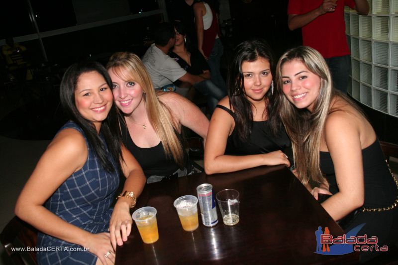 Balada: Fotos de Sexta na Plataforma do Choop na Cidade do Automovel - DF