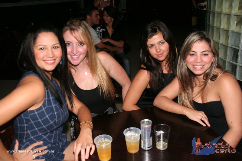 Balada: Fotos de Sexta na Plataforma do Choop na Cidade do Automovel - DF
