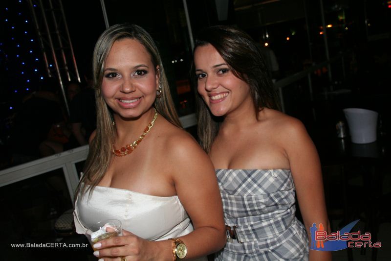 Balada: Fotos de Sexta na Plataforma do Choop na Cidade do Automovel - DF