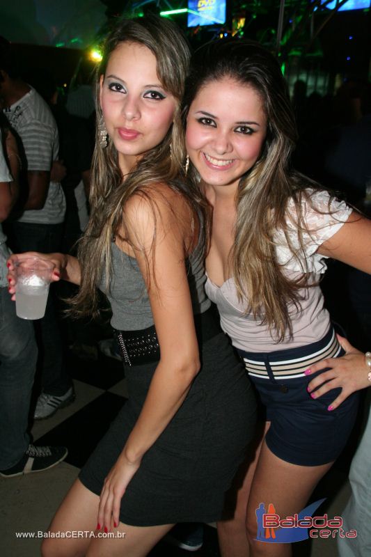 Balada: Fotos de Sexta na Plataforma do Choop na Cidade do Automovel - DF