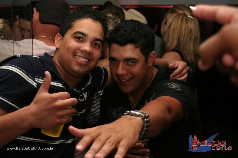 Balada: Fotos de Sexta na Plataforma do Choop na Cidade do Automovel - DF