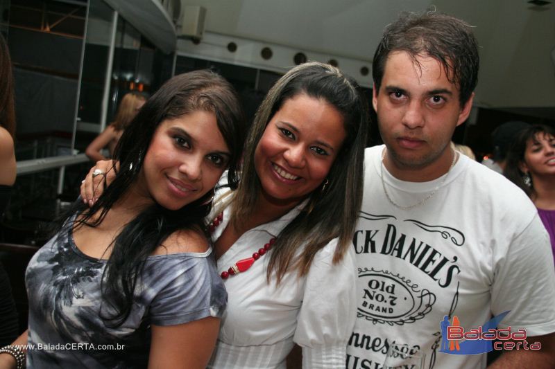 Balada: Fotos de Sexta na Plataforma do Choop na Cidade do Automovel - DF