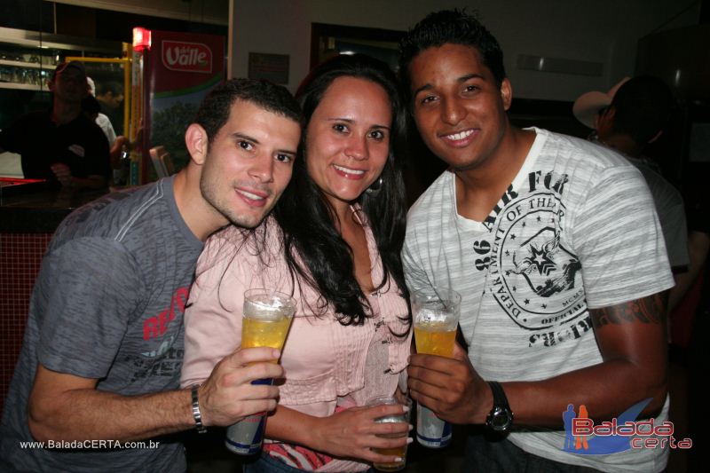 Balada: Fotos de Sexta na Plataforma do Choop na Cidade do Automovel - DF