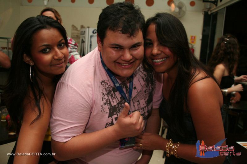 Balada: Fotos de Sexta na Plataforma do Choop na Cidade do Automovel - DF